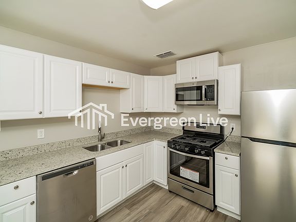4th image of 800 Aero Ave