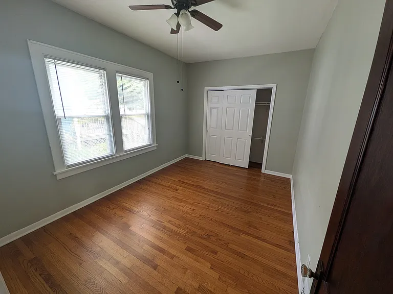 4612 Washington St — Photo 7