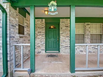 9413 Greenwood Dr, Cleveland, TX, 77328