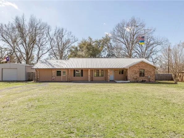 9099 Private Road 3120, Buffalo, TX 75831