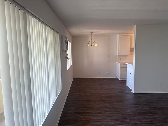 3rd image of 1827-1831 N Van Ness Ave #1827-6