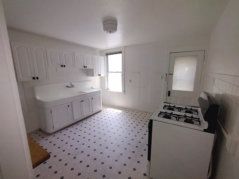 6114 7th Ave #3 — Photo 4