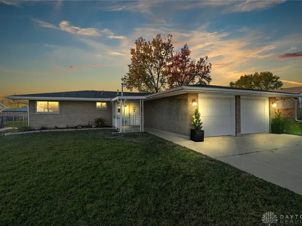 1365 S Maple Ave, Fairborn, OH 45324