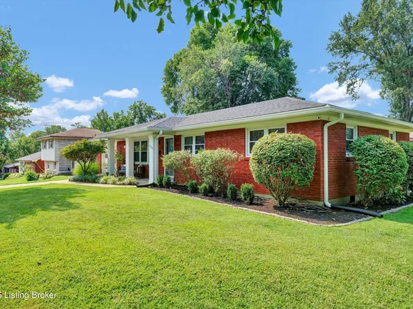3300 Startan Ct, Louisville, KY 40220