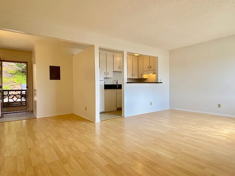 2100 Red Rose Way #26-Q — Photo 14