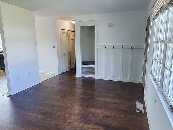2nd image of 209 Chapel Of Ease St