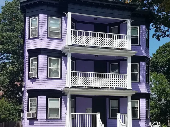 71 Forest Hills St, Jamaica Plain, MA