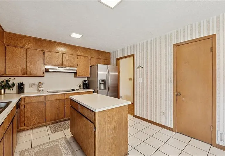 3655 Winters Hill Dr — Photo 8