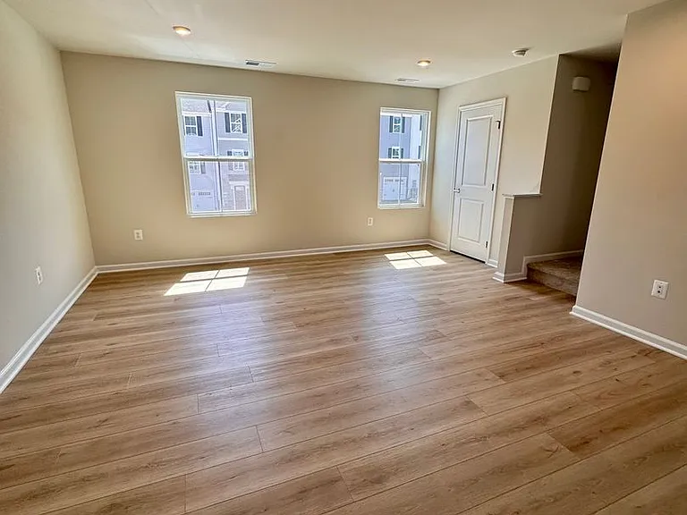 2905 Orchard Ridge Ln — Photo 11