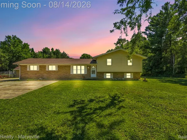 13739 Yale Rd, Yale, MI 48097