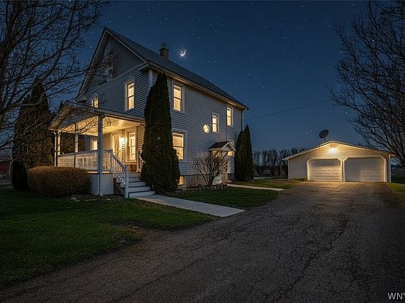 2nd image of 9255 Lake Rd