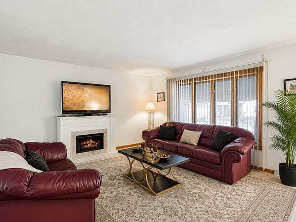 5th image of 506 Forest Preserve Dr