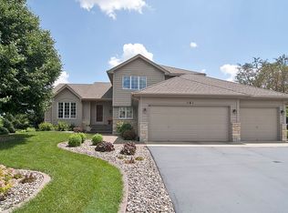 161 S Shore Ct, Chanhassen, MN 55317