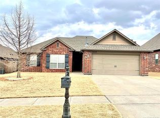 2437 S Narcissus Ave, Broken Arrow, OK 74012