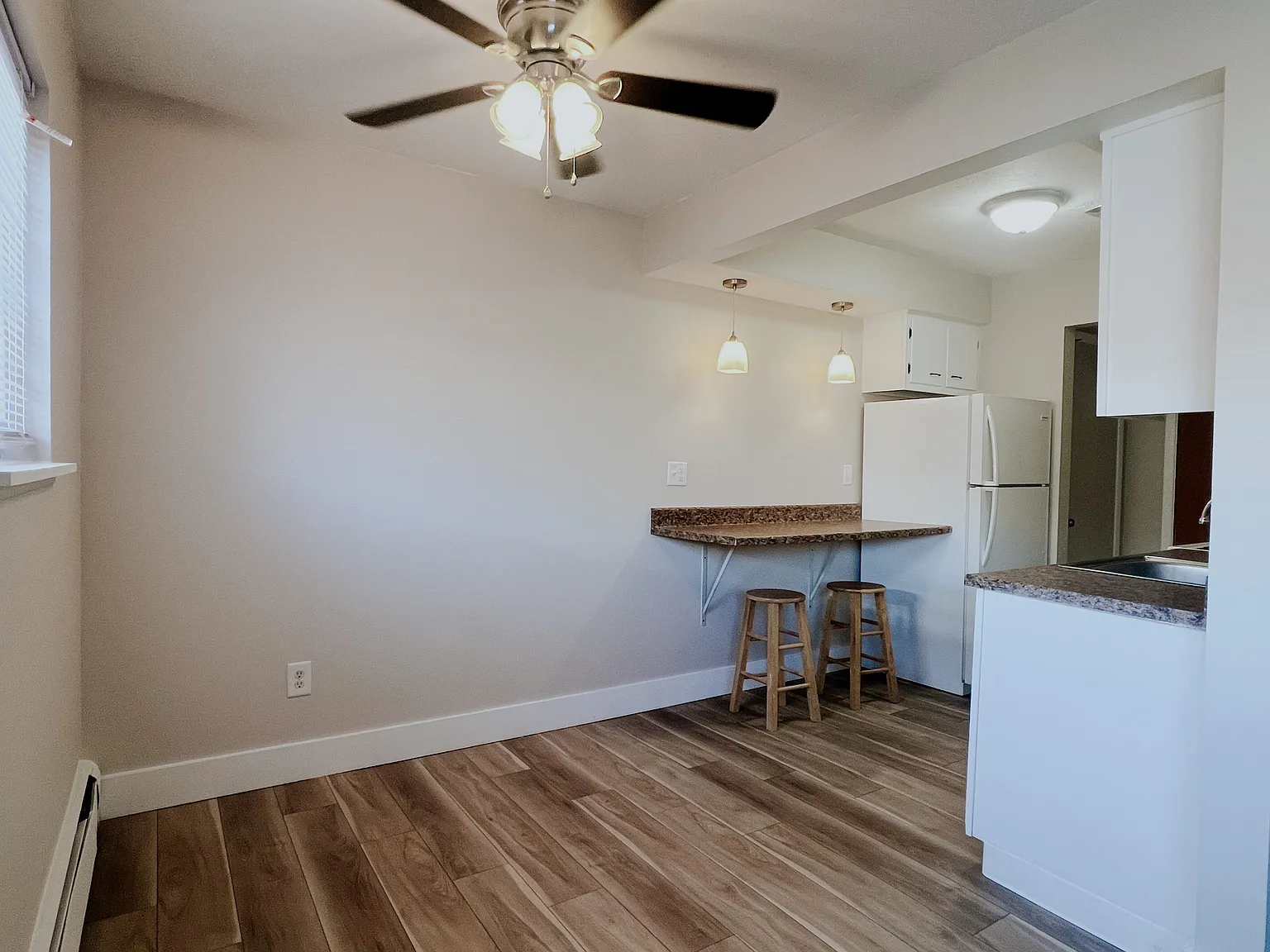 Emerald Village Apartments — Photo 3