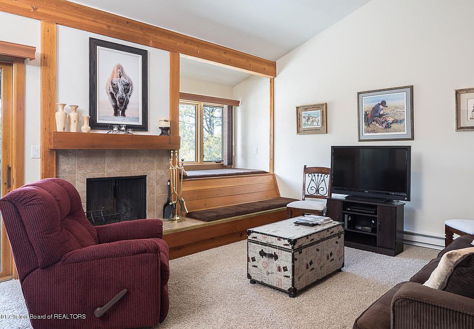 1st image of 3720 N Lake Creek Dr #26-2-2