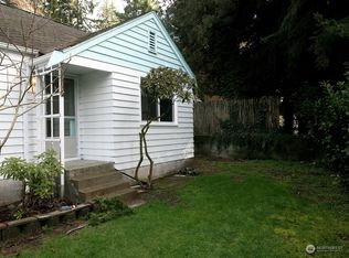 1910 Rocky Point Rd NW, Bremerton, WA 98312