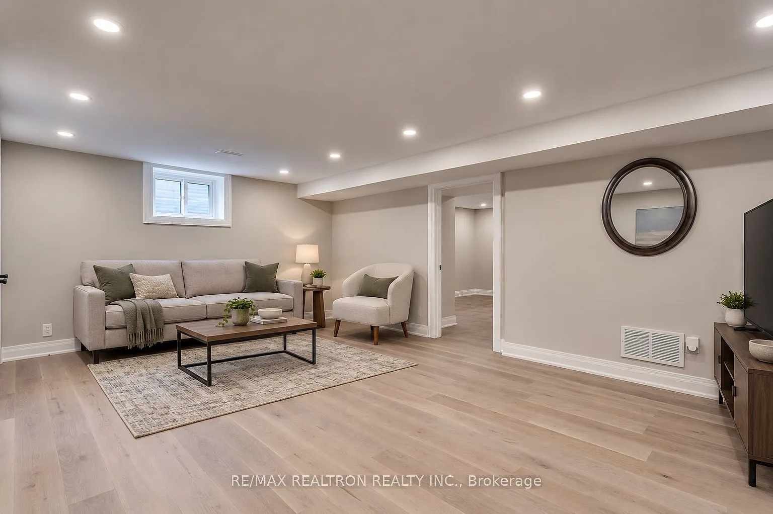 2 bed, $2,100 — Photo 4