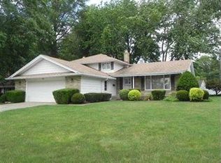 13400 Newton Rd, Middleburg Heights, OH 44130