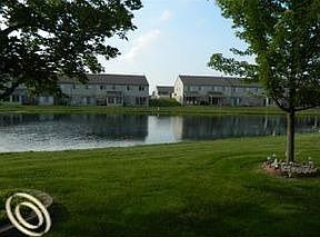 3rd image of 25109 Jefferson Ct