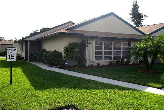 For Sale: 8651 Bridle Path Court, Davie, Florida 33328