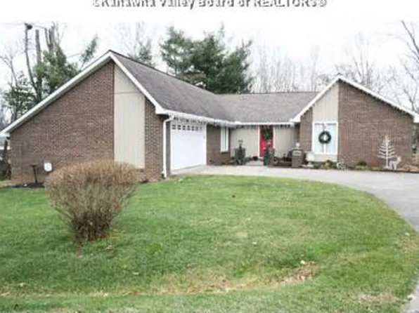 105 W Beechwood Dr, Scott Depot, WV 25560