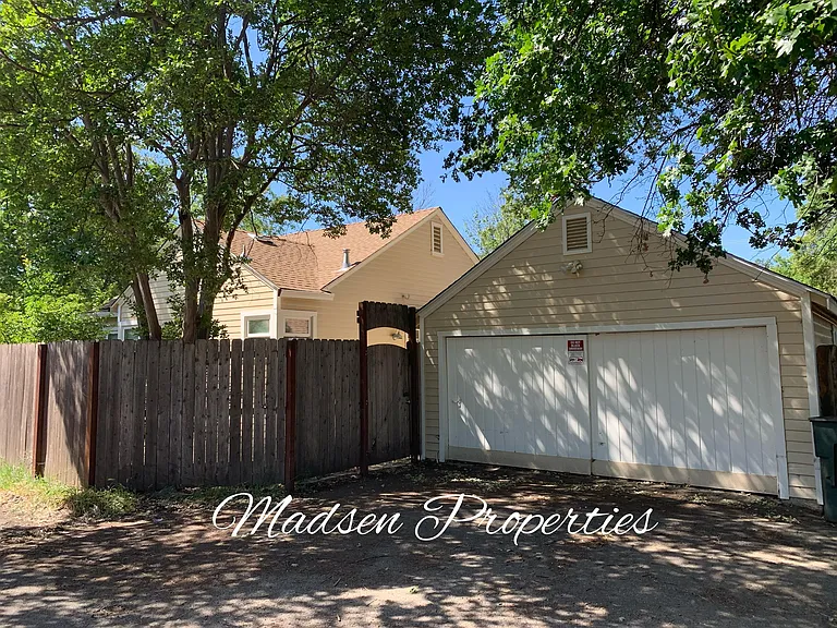 432 W 1st Ave — Photo 31