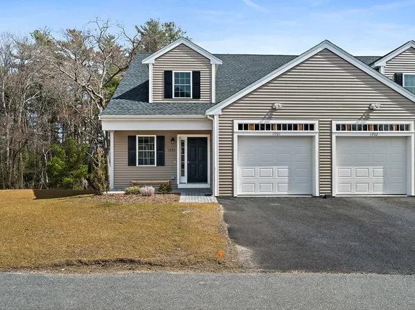 1901 Meadow Ln Building R-u2, Randolph, MA 02368