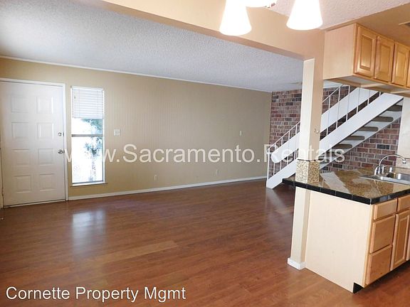 3rd image of 6268 Longford Dr APT 3