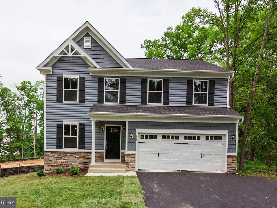 1st image of 20 Fleetwood Farm Ln