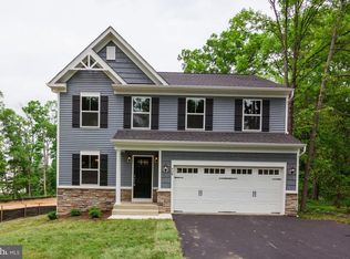 20 Fleetwood Farm Ln, Fredericksburg, VA 22405