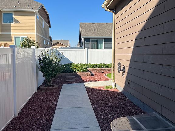 4th image of 938 Mount Andrew Dr