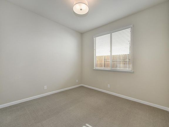 5th image of 4455 Bonneville Cir
