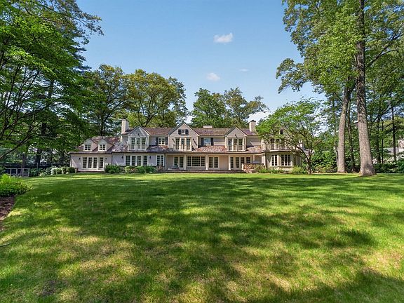 5th image of 12 Winding River Cir