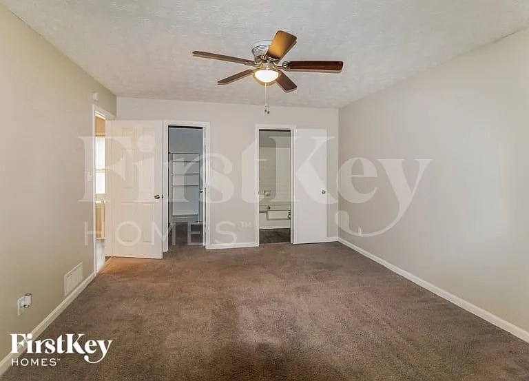 732 Harness Ct — Photo 10