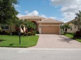 5165 NW 74th Pl, Coconut Creek, FL 33073