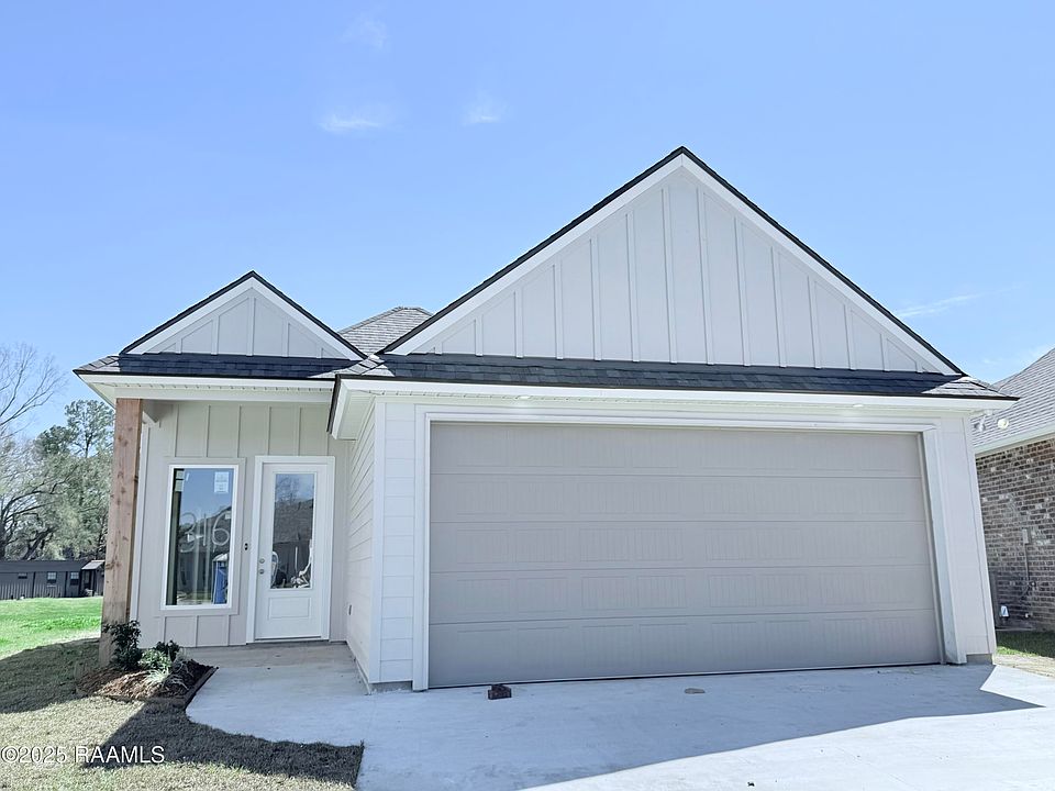 1st image of 316 Berchman Oaks Dr