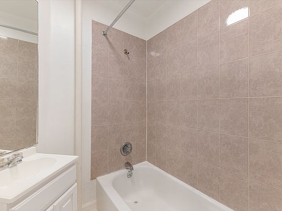 3rd image of 236 W 64th St APT 5C