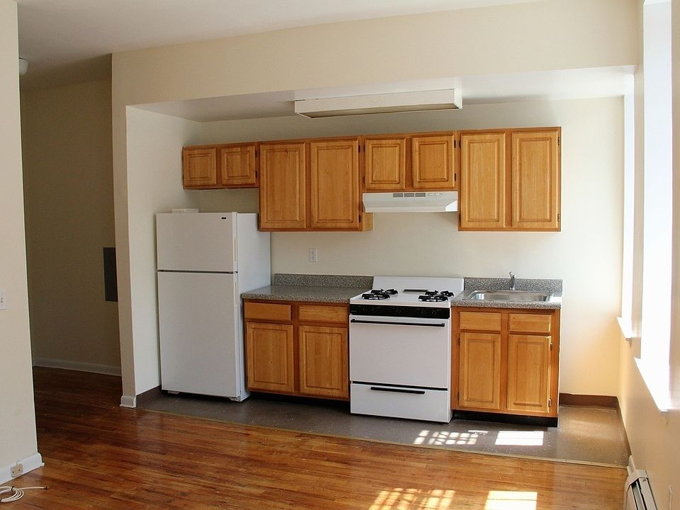 1st image of 483 Saint Marks Ave #S