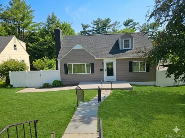 10 Susquehanna Road, Ossining, NY 10562