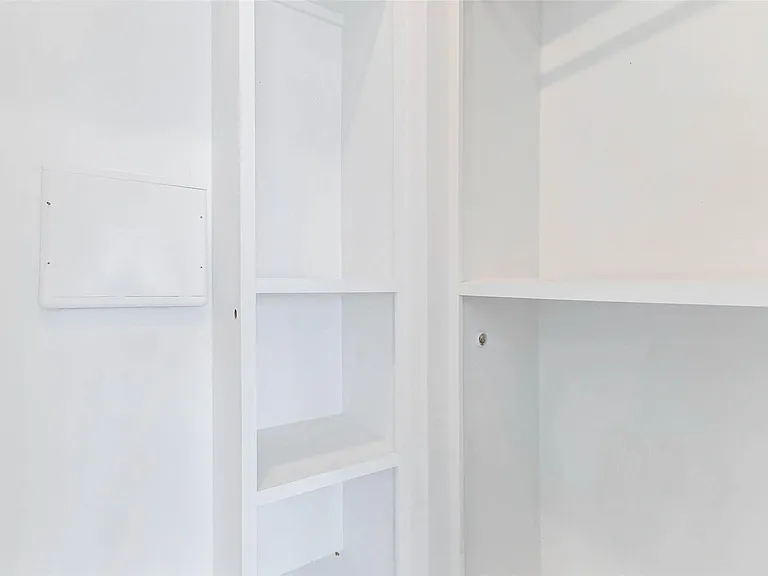 334 Eastwood St — Photo 33