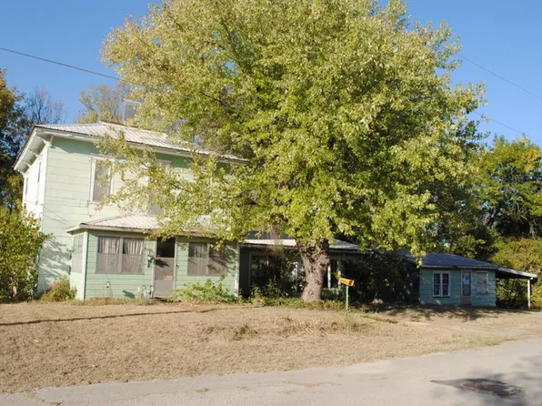 908 E Myrtle St, Independence, KS 67301