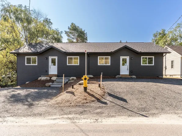 79 Chaffey Township Rd, Huntsville, ON P1H 1C8