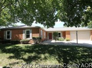 802 Surrey Rd, Monticello, IL 61856