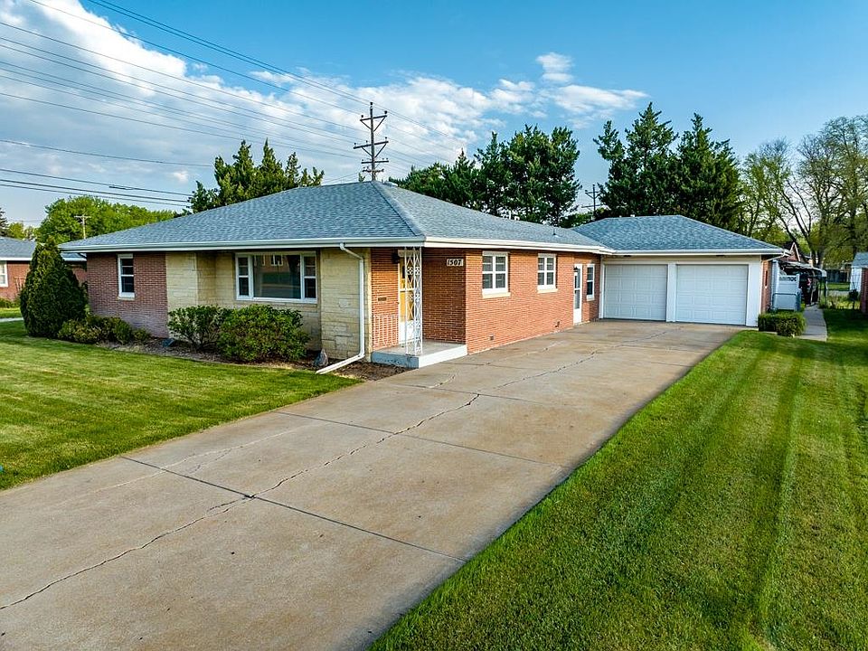 1st image of 1507 W A Street