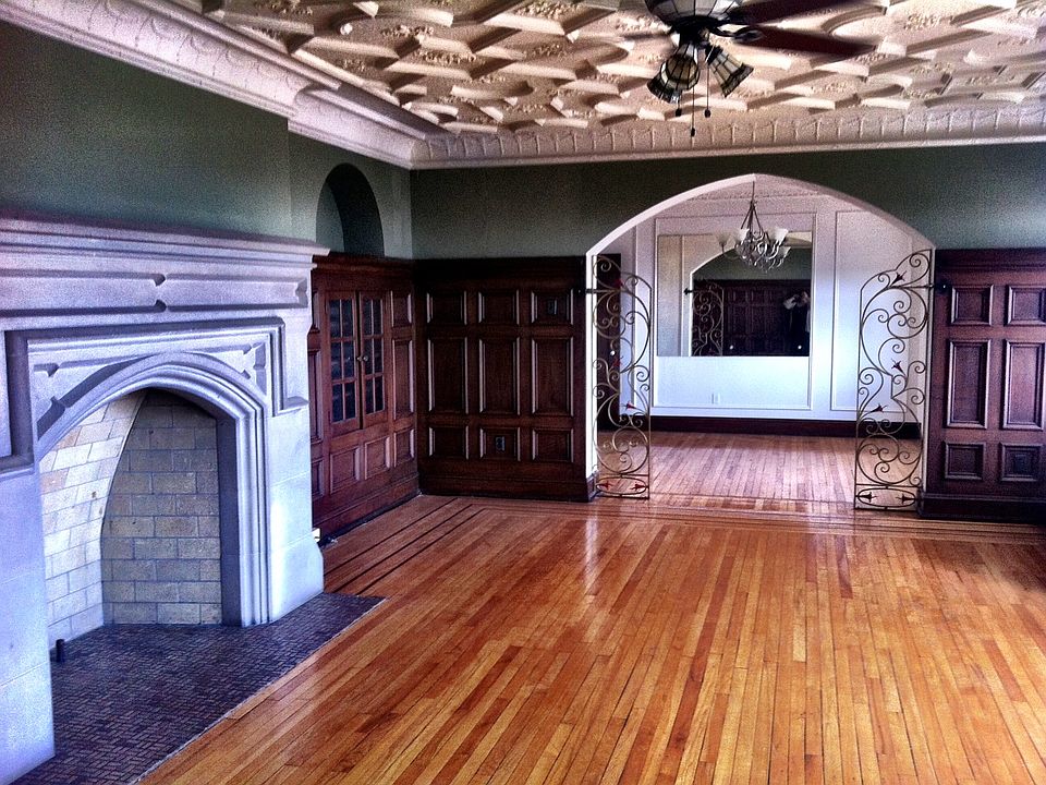 1st image of 2107 S Grand Blvd APT 1100