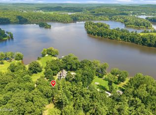 90 Arrow Head Cir, Parsons, TN 38363