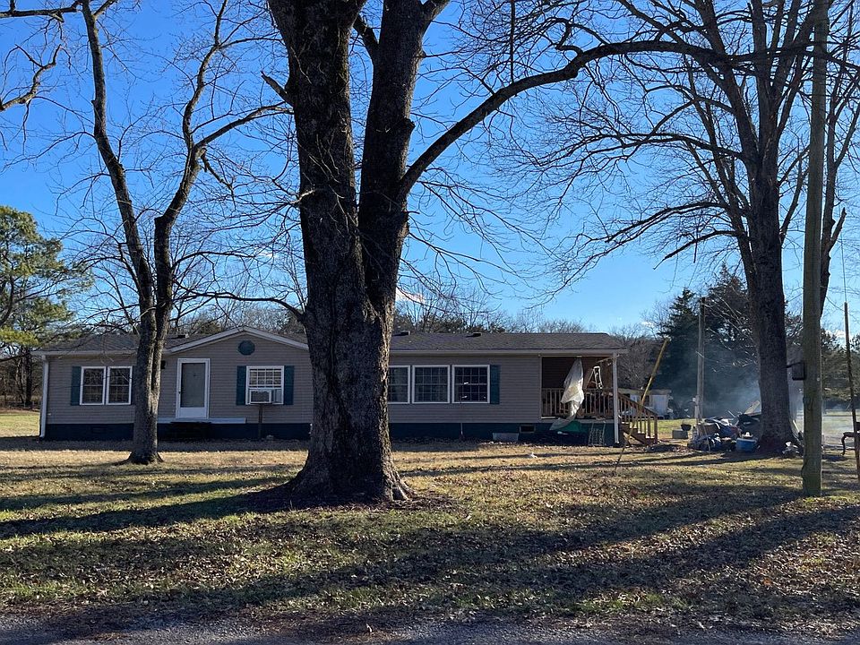 2nd image of 1009 Milltown Rd