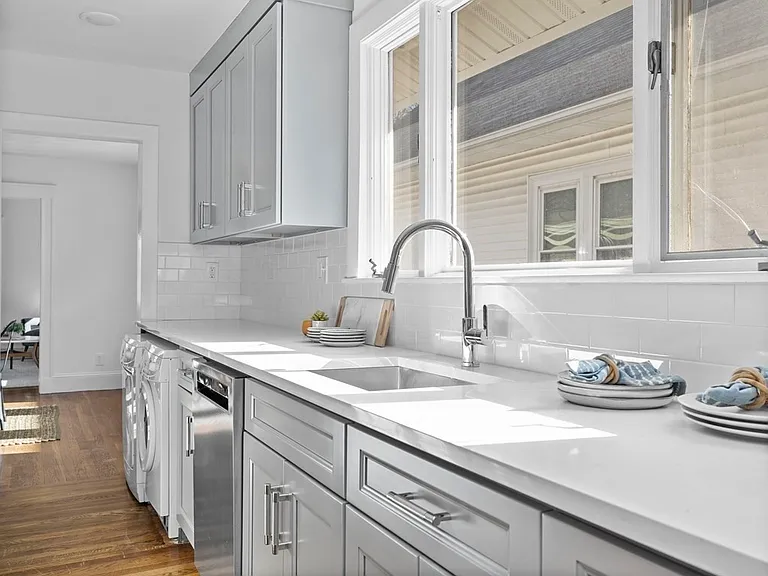 102 Harlow St #102 — Photo 12