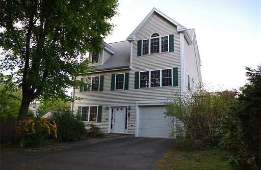 1st image of 5R Arnold Ave